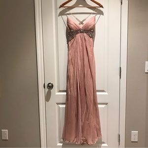 Mignon baby pink dress